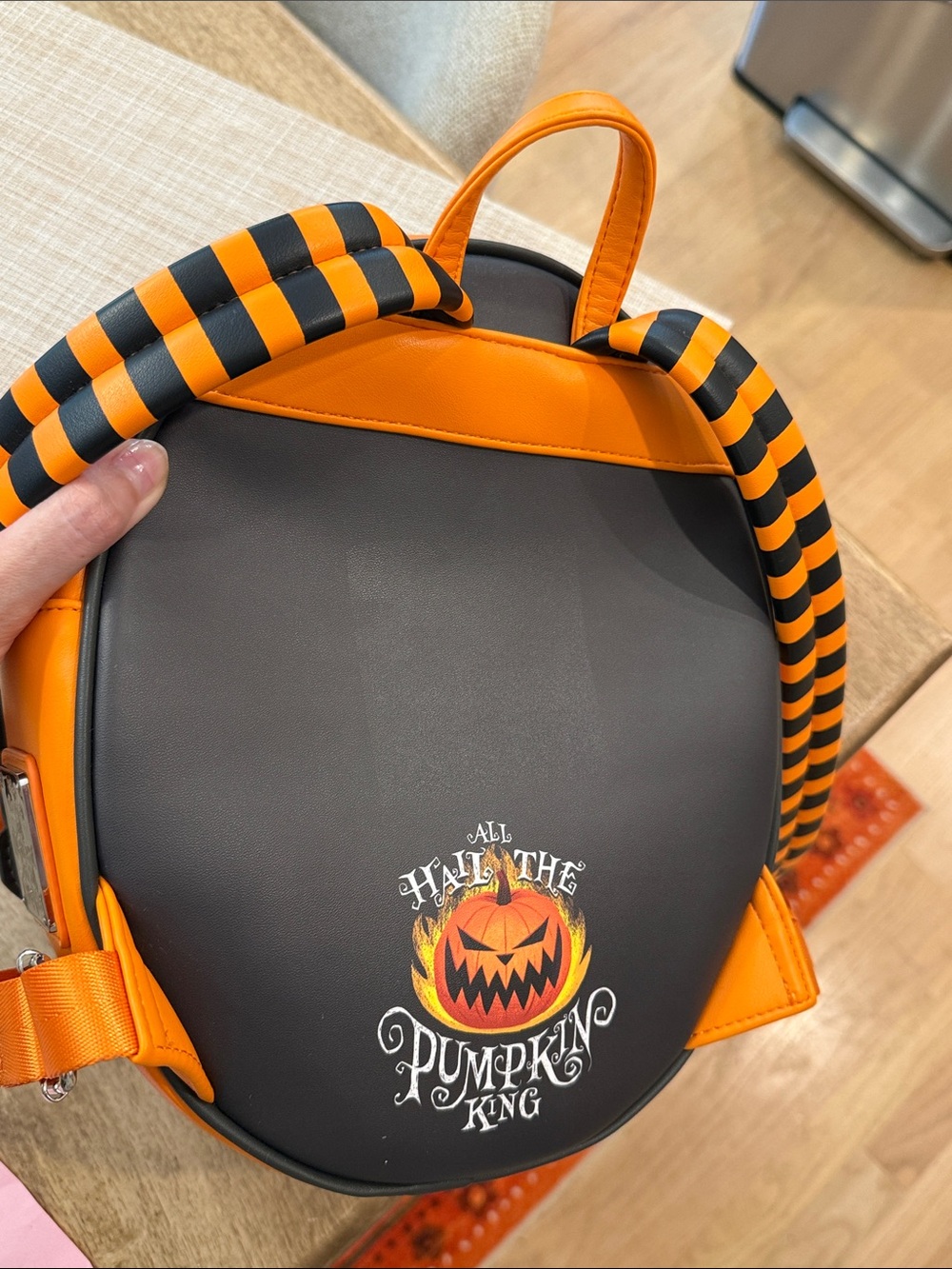 Nightmare before Christmas Cameo Disney loungefly backpack - Picture 8 of 8